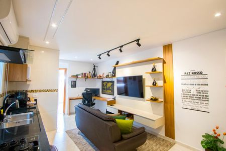 Sala/Cozinha de apartamento para alugar com 2 quartos, 88m² em Vila Pires, Santo André