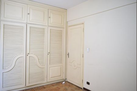 Apartamento à venda com 170m², 3 quartos e 2 vagasQuarto 2