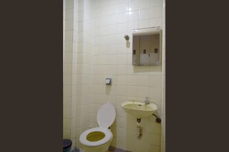 Apartamento à venda com 170m², 3 quartos e 2 vagasÁrea de Serviço - banheiro