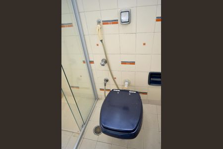 Apartamento à venda com 170m², 3 quartos e 2 vagasBanheiro social