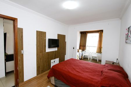 Casa à venda com 200m², 6 quartos e 2 vagasQuarto 3