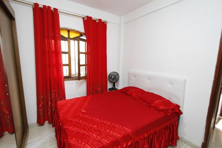 Casa à venda com 200m², 6 quartos e 2 vagasQuarto 6