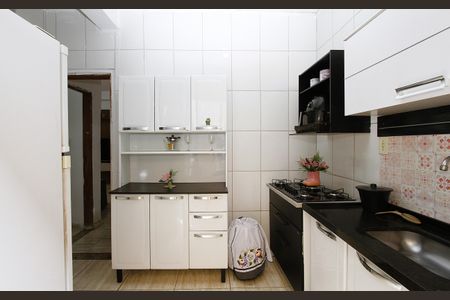 Casa à venda com 200m², 6 quartos e 2 vagasCozinha 3