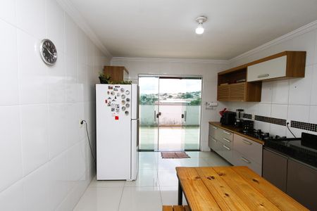 Casa à venda com 200m², 6 quartos e 2 vagasCozinha 1