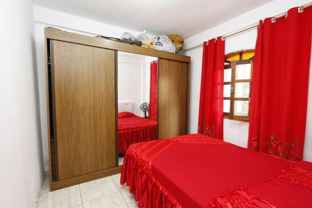 Casa à venda com 200m², 6 quartos e 2 vagasQuarto 6