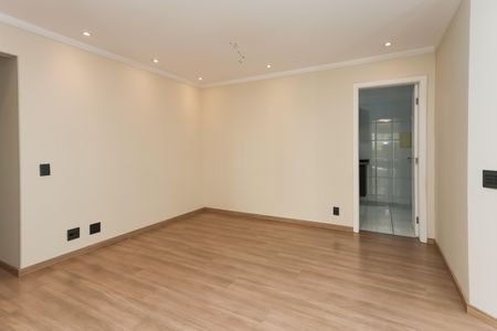 Sala  de apartamento à venda com 3 quartos, 115m² em Jardim Londrina, São Paulo