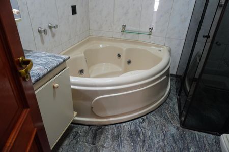 Casa para alugar com 1000m², 4 quartos e 3 vagasBanheiro da Suíte 3