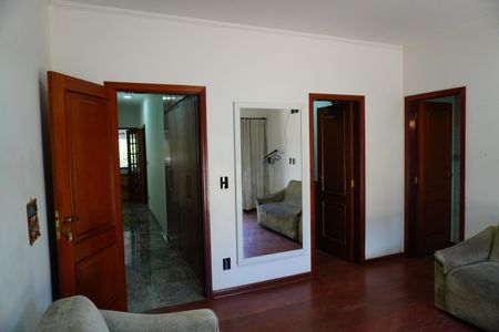 Casa para alugar com 1000m², 4 quartos e 3 vagasSuíte 2