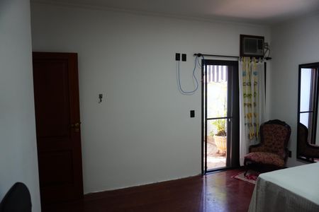 Casa para alugar com 1000m², 4 quartos e 3 vagasSuíte 1