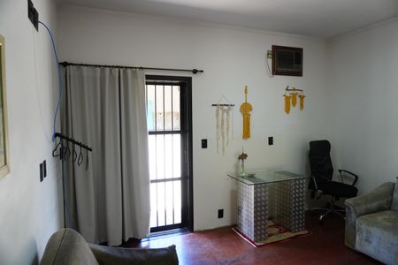 Casa para alugar com 1000m², 4 quartos e 3 vagasSuíte 2