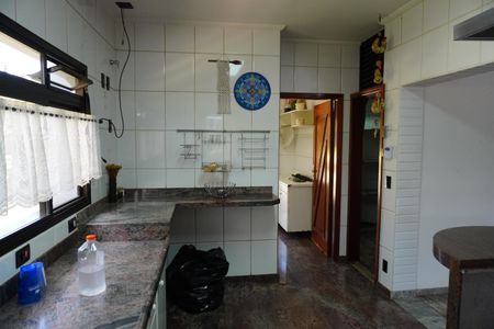 Casa para alugar com 1000m², 4 quartos e 3 vagasCozinha