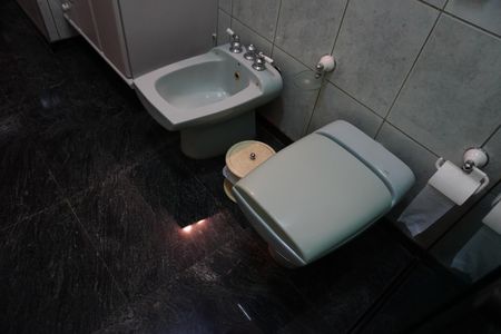 Casa para alugar com 1000m², 4 quartos e 3 vagasBanheiro da Suíte 2