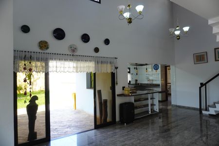 Casa para alugar com 1000m², 4 quartos e 3 vagasSala 1