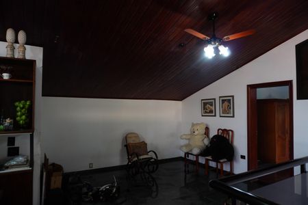 Casa para alugar com 1000m², 4 quartos e 3 vagasSala 2