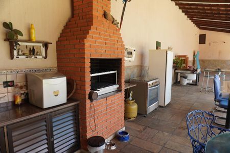 Casa para alugar com 1000m², 4 quartos e 3 vagasÁrea comum