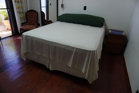 Casa para alugar com 1000m², 4 quartos e 3 vagasSuíte 1