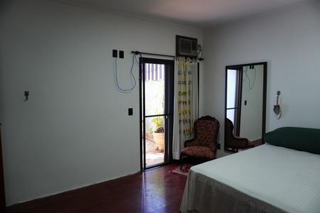 Casa para alugar com 1000m², 4 quartos e 3 vagasSuíte 1