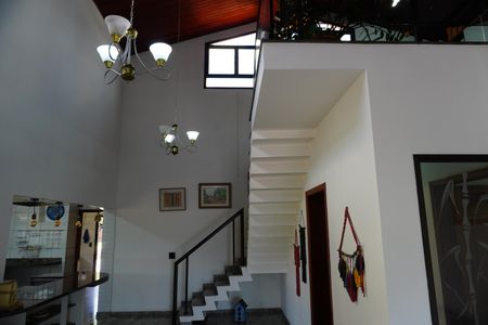 Casa para alugar com 1000m², 4 quartos e 3 vagasSala 1