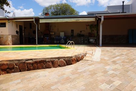 Casa para alugar com 1000m², 4 quartos e 3 vagasÁrea comum