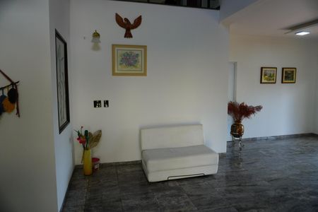 Casa para alugar com 1000m², 4 quartos e 3 vagasSala 1