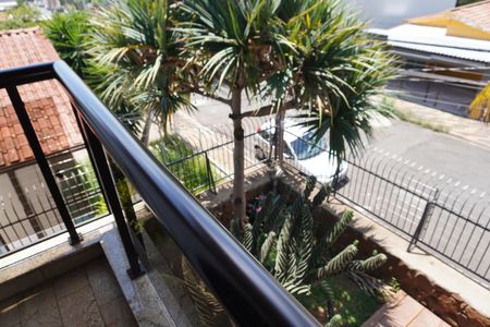 Casa para alugar com 1000m², 4 quartos e 3 vagasSacada