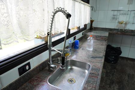 Casa para alugar com 1000m², 4 quartos e 3 vagasCozinha