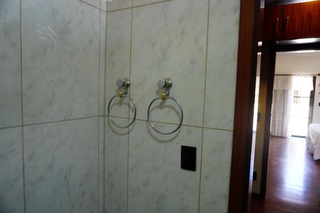 Casa para alugar com 1000m², 4 quartos e 3 vagasBanheiro da Suíte 3