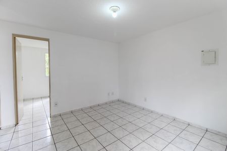 Sala de apartamento para alugar com 2 quartos, 46m² em Conjunto Residencial José Bonifácio, São Paulo