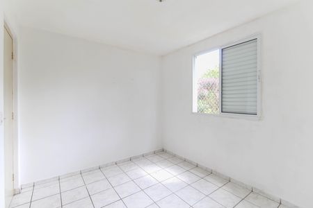 Quarto 1 de apartamento para alugar com 2 quartos, 46m² em Conjunto Residencial José Bonifácio, São Paulo