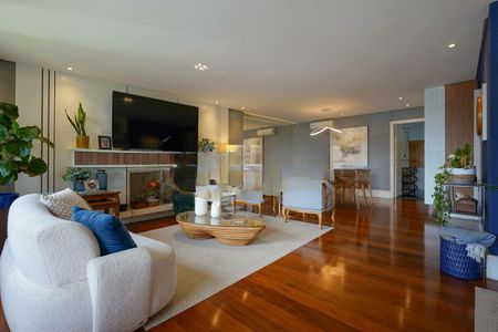 Apartamento à venda com 185m², 4 quartos e 3 vagasFoto 01