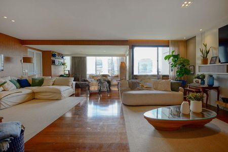 Apartamento à venda com 185m², 4 quartos e 3 vagasFoto 01