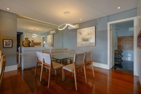 Apartamento à venda com 185m², 4 quartos e 3 vagasFoto 09