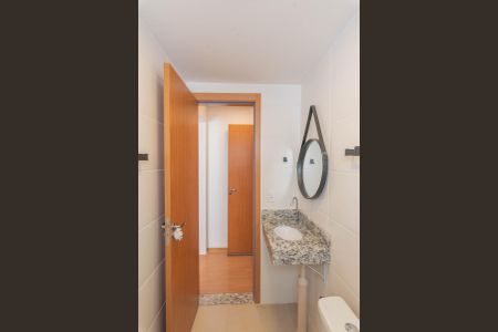 Apartamento para alugar com 58m², 2 quartos e 1 vaga Apartamento para alugar com 58m², 2 quartos e 1 vagaBanheiro da Suíte 2