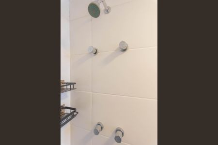 Apartamento para alugar com 58m², 2 quartos e 1 vaga Apartamento para alugar com 58m², 2 quartos e 1 vagaBanheiro da Suíte 1