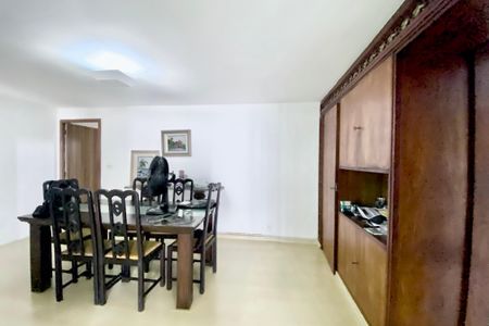 Apartamento à venda com 190m², 3 quartos e 1 vagaSala