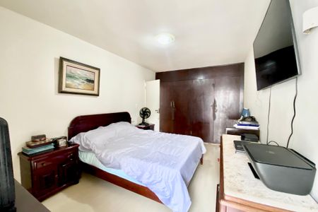Apartamento à venda com 190m², 3 quartos e 1 vagaQuarto 2