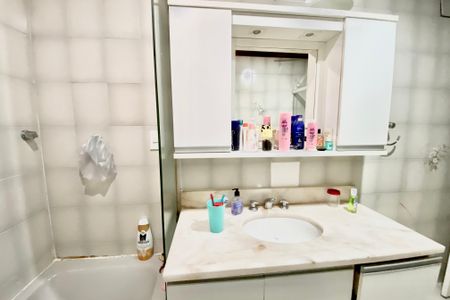 Apartamento à venda com 190m², 3 quartos e 1 vagaBanheiro Social