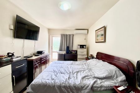 Apartamento à venda com 190m², 3 quartos e 1 vagaQuarto 2