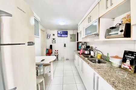 Apartamento à venda com 190m², 3 quartos e 1 vagaCozinha