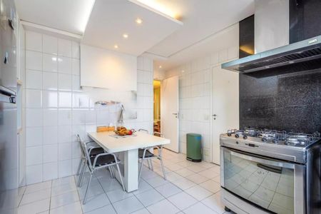 Apartamento à venda com 182m², 3 quartos e 4 vagas Apartamento à venda com 182m², 3 quartos e 4 vagasFoto 01