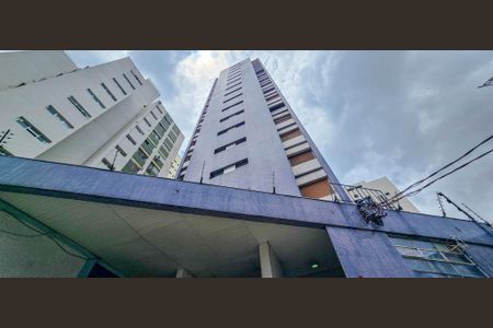 Apartamento à venda com 39m², 1 quarto e sem vaga Apartamento à venda com 39m², 1 quarto e sem vagaFachada do Prédio