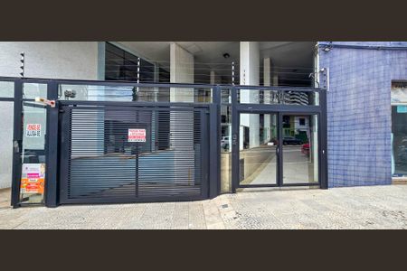 Apartamento à venda com 39m², 1 quarto e sem vaga Apartamento à venda com 39m², 1 quarto e sem vagaFachada