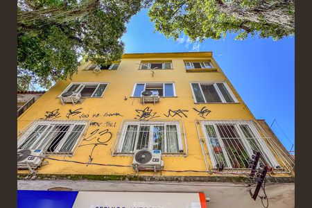 Apartamento para alugar com 90m², 3 quartos e sem vaga