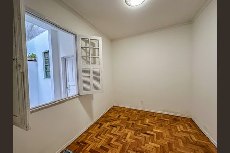 Apartamento para alugar com 90m², 3 quartos e sem vaga