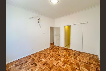 Apartamento para alugar com 90m², 3 quartos e sem vaga