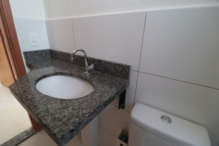 Apartamento para alugar com 55m², 2 quartos e 1 vagaBanheiro Social