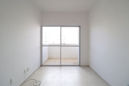 Sala de apartamento para alugar com 2 quartos, 55m² em Jardim Holanda, Uberlândia