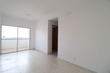 Sala de apartamento para alugar com 2 quartos, 55m² em Jardim Holanda, Uberlândia