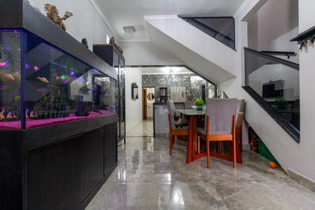 Sala de casa à venda com 2 quartos, 98m² em Burgo Paulista, São Paulo