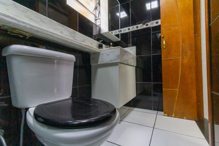 Casa para alugar com 148m², 2 quartos e 3 vagas Casa para alugar com 148m², 2 quartos e 3 vagasBanheiro 2